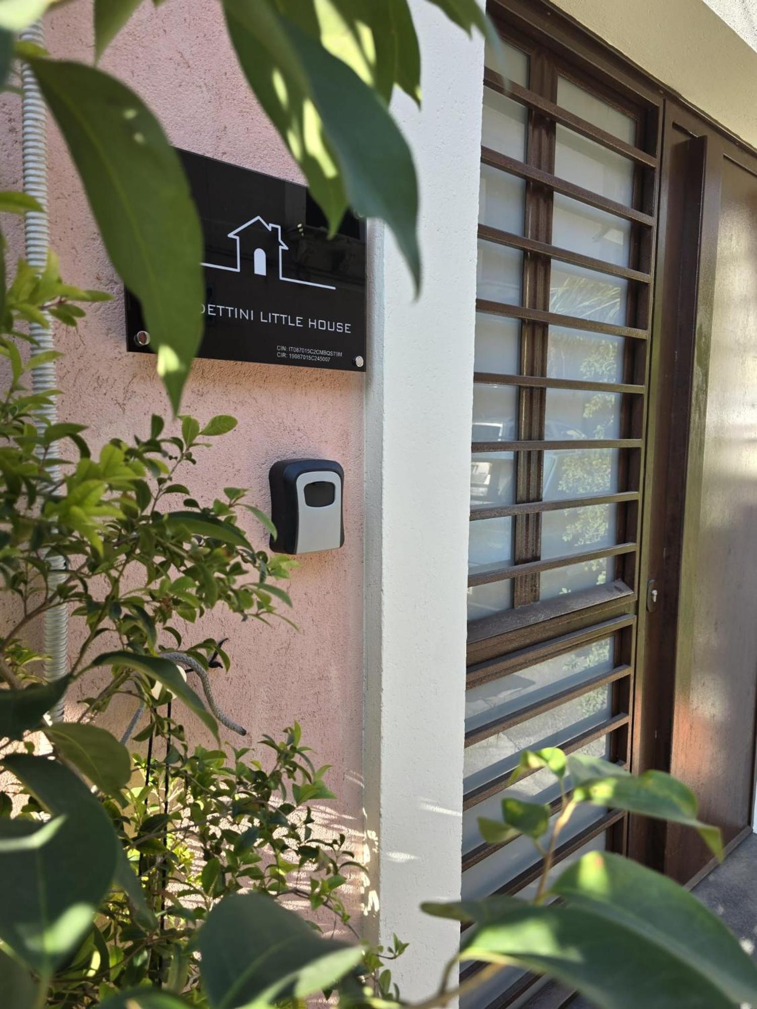 Дом отдыха Benedettini Little House *